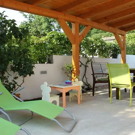 Holiday home Casa Matea With Pool, Jacuzzi, Sauna & Garden In A Green Oasis, Kvarner