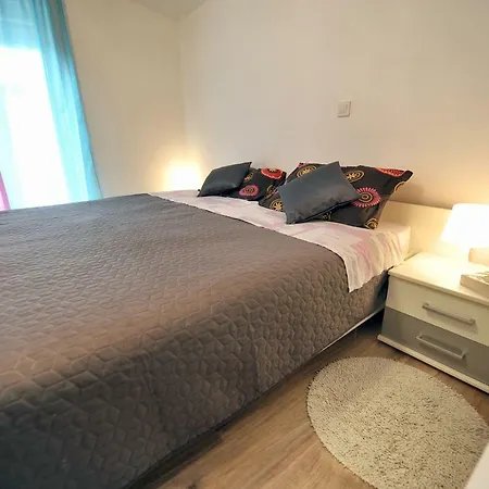 Holiday home Casa Matea With Pool, Jacuzzi, Sauna & Garden In A Green Oasis, Kvarner