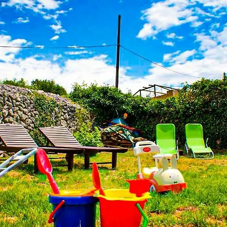 Holiday home Casa Matea With Pool, Jacuzzi, Sauna & Garden In A Green Oasis, Kvarner